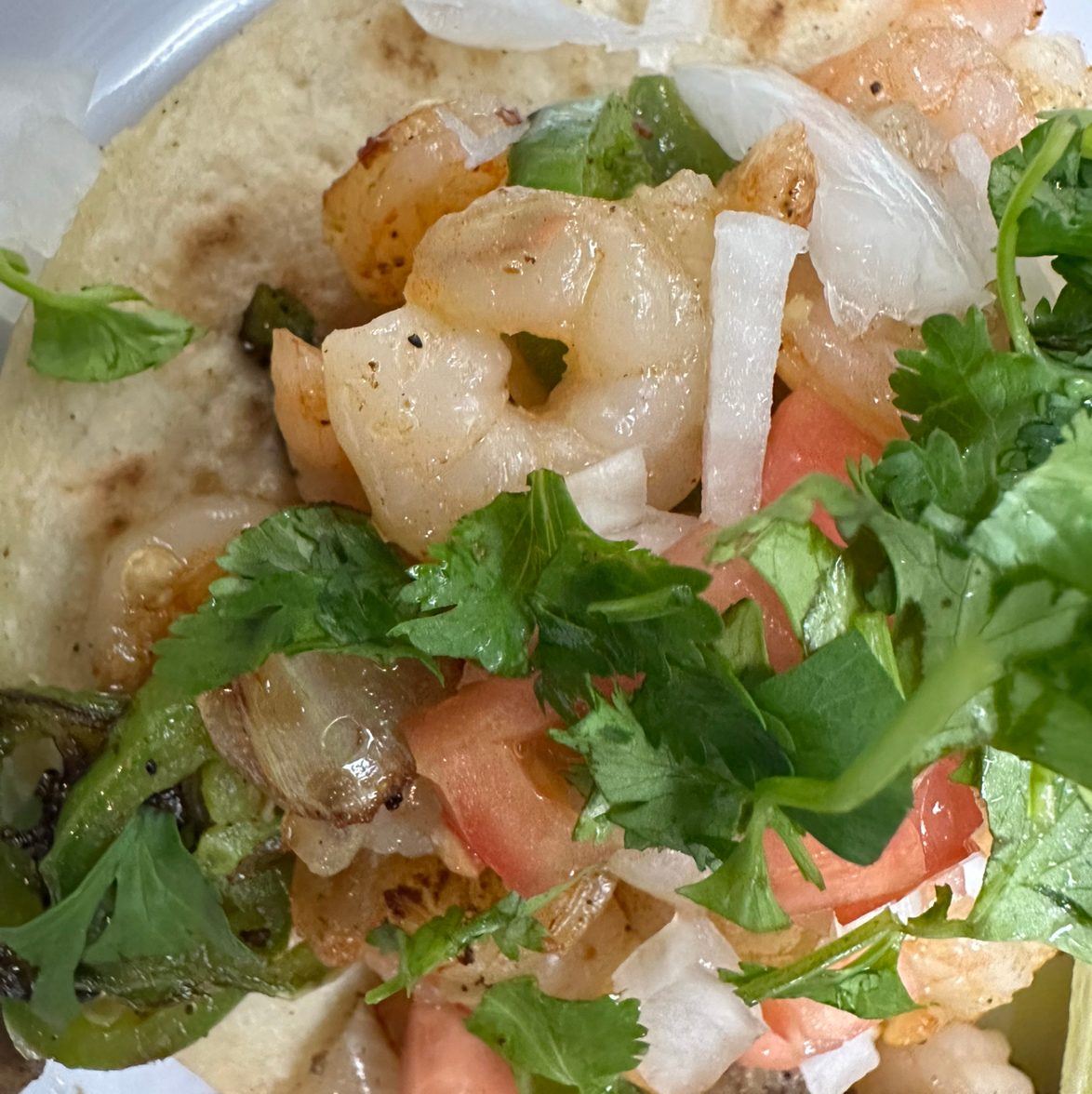 Tacos de Camarones/Grilled Shrimp.